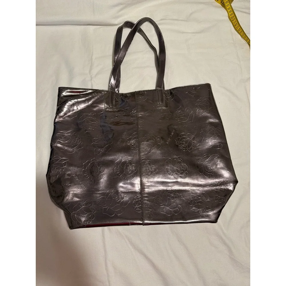 Betsey Johnson betsey johnson